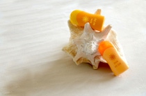 1,2-Pentanediol is used as an intermediate chemical for active ingredients. It serves, for instance, as as moisturizer or water resistance enhancer in sunscreen.