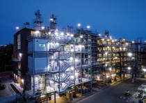 Climate protection is a central component of the BASF strategy. For many years, the company has been continuously reducing its CO2 emissions. For further significant reduction, innovative processes such as methane pyrolysis are developed as part of our Carbon Management R&D Program. In the project funded by the Federal Ministry of Education and Research (Germany), BASF researchers are working on a new reactor concept in which hydrogen can be produced without CO2 emissions. The first milestone has now been reached. Our test facility at the Verbund site in Ludwigshafen (Germany) has started in experimental mode.